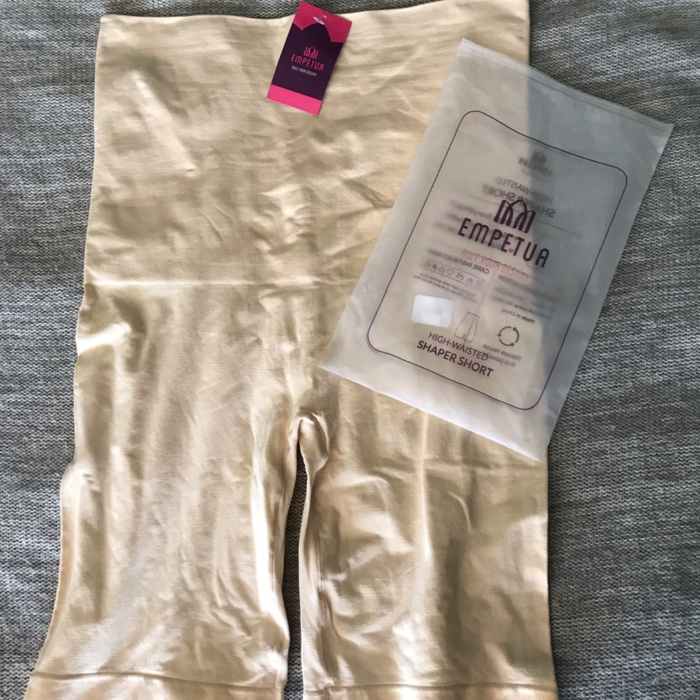 Brand new high wasted shaper